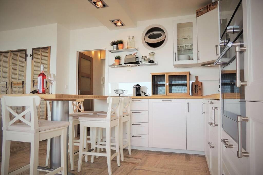 Emplacement Privilegie Pour Ce Bel Appartement Saint-Raphaël Zewnętrze zdjęcie