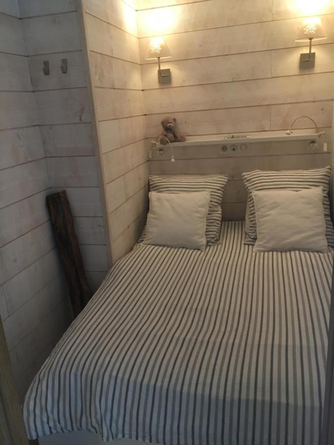 Emplacement Privilegie Pour Ce Bel Appartement Saint-Raphaël Zewnętrze zdjęcie
