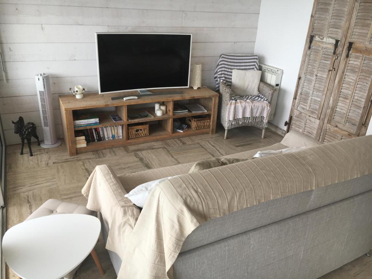 Emplacement Privilegie Pour Ce Bel Appartement Saint-Raphaël Zewnętrze zdjęcie